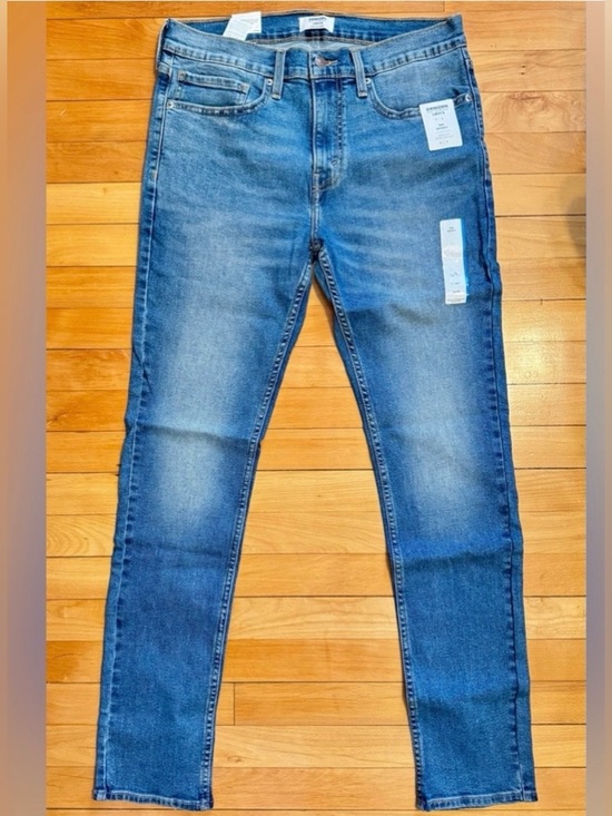 Denizen from Levi's Other - NWT: Men’s Levi Denizen 288 Skinny Blue Jeans 32x32